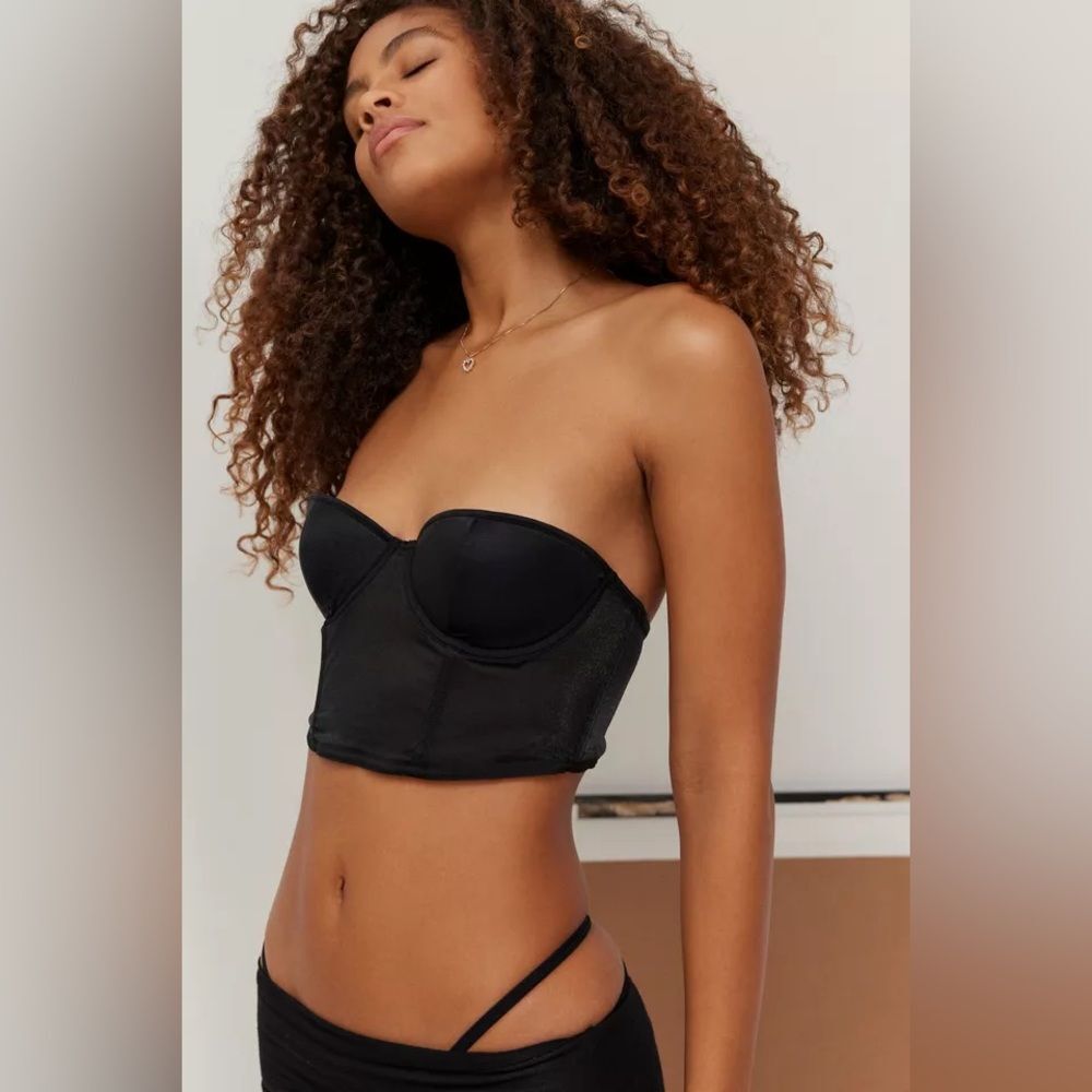 BLUEBELLA Thena Wired Bustier in Black